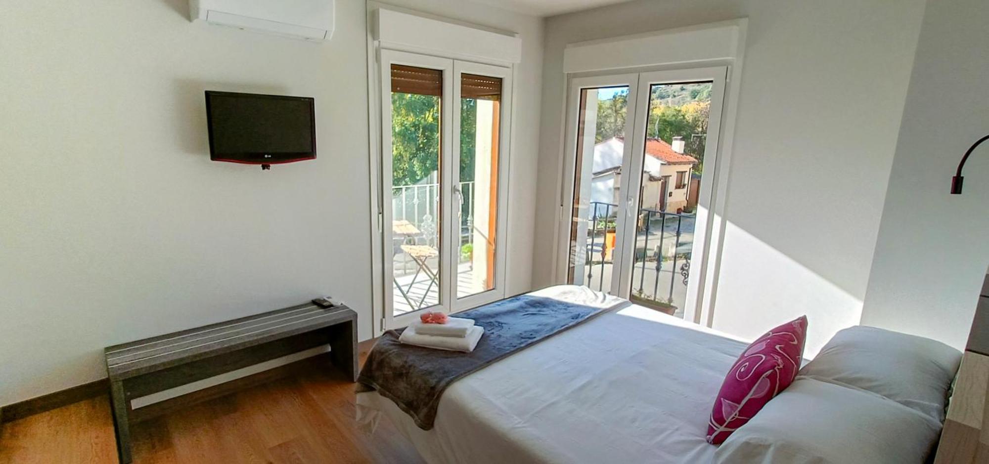 Apartamentos El Puente Covarrubias Exteriér fotografie