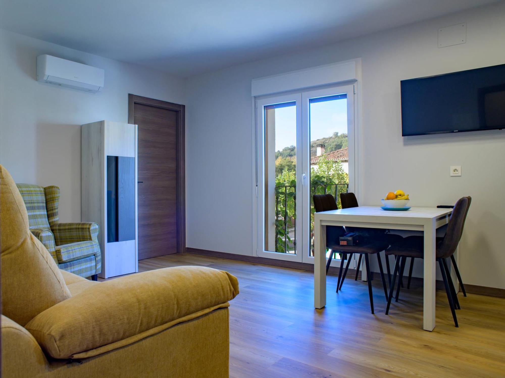 Apartamentos El Puente Covarrubias Exteriér fotografie